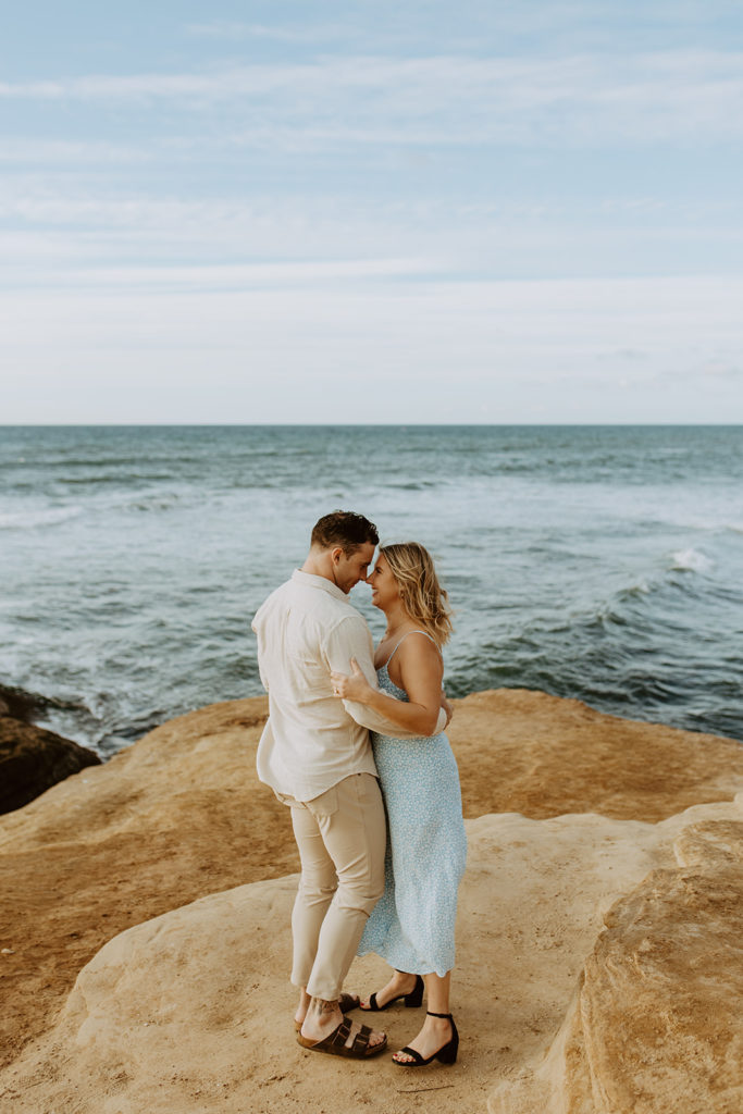 San Diego Engagement Photos at Sunset Cliffs